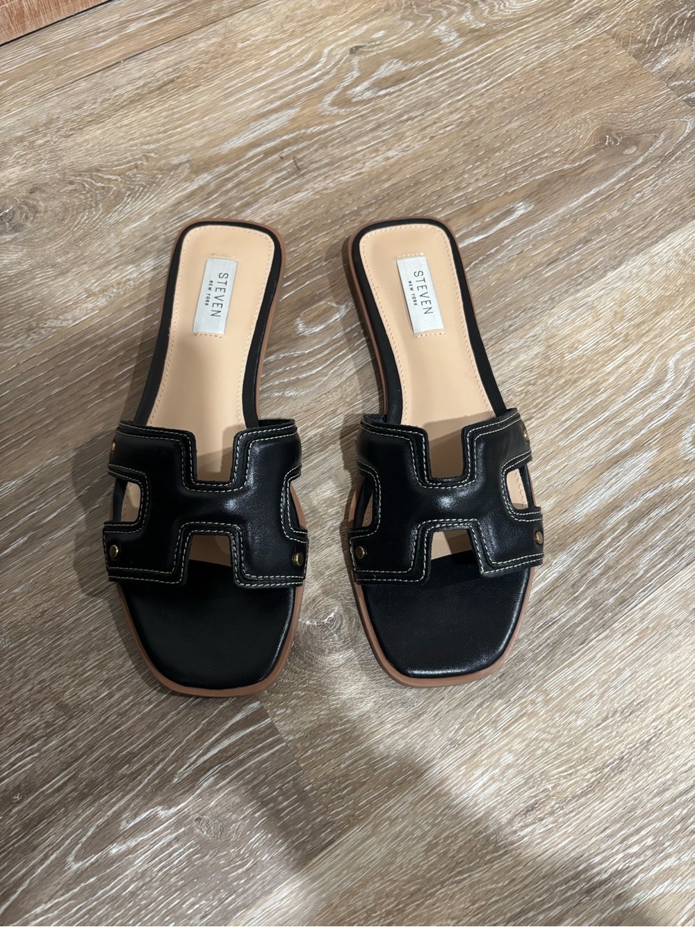 Steve Madden Black Leather Slide Mules